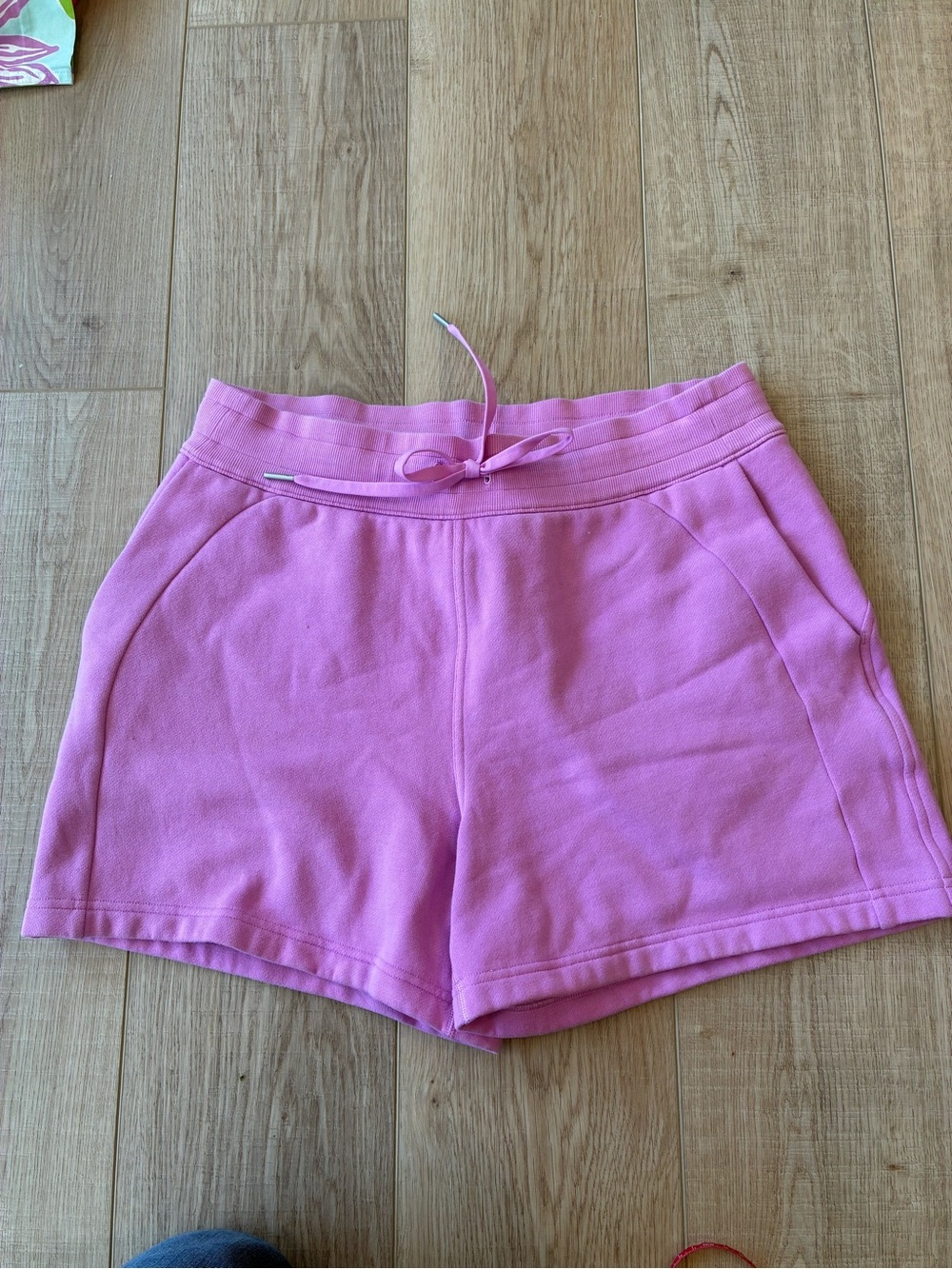 Lululemon Scuba Short Cotton-Blend Pink Drawstring pockets mid length 12 active